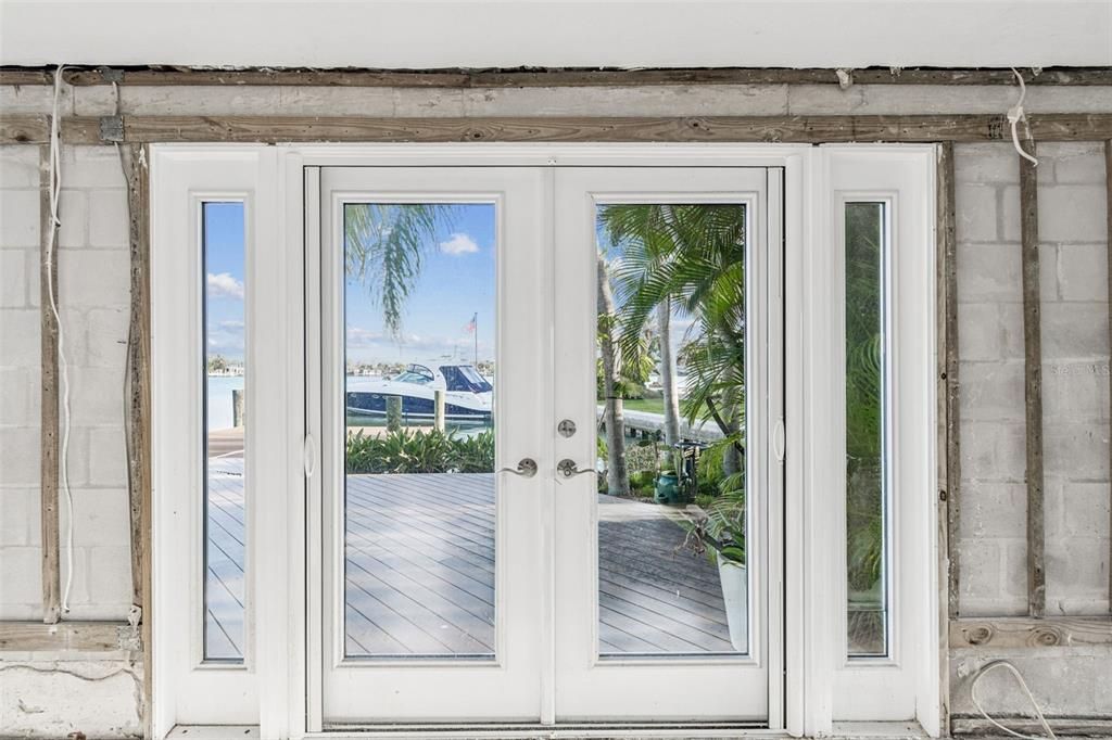 合同活跃: $995,000 (2 贝兹, 2 浴室, 1962 平方英尺)