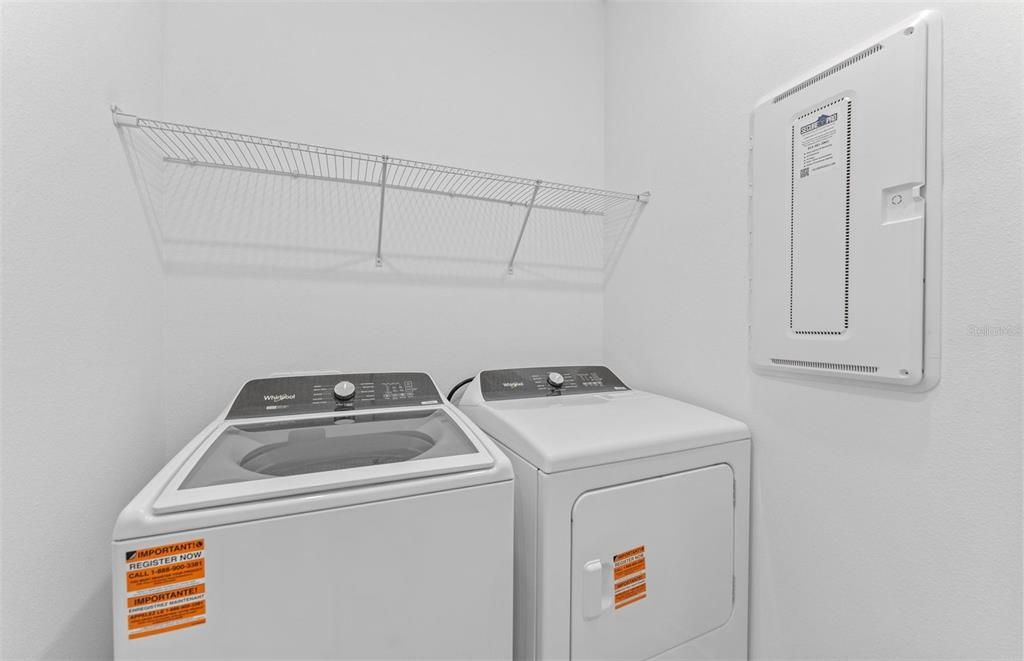 Activo con contrato: $442,630 (3 camas, 2 baños, 1662 Pies cuadrados)