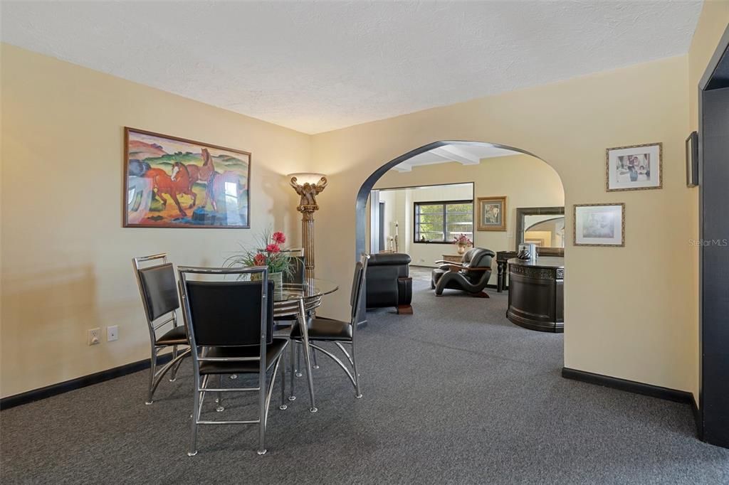 For Sale: $1,100,000 (0 beds, 0 baths, 4812 Square Feet)