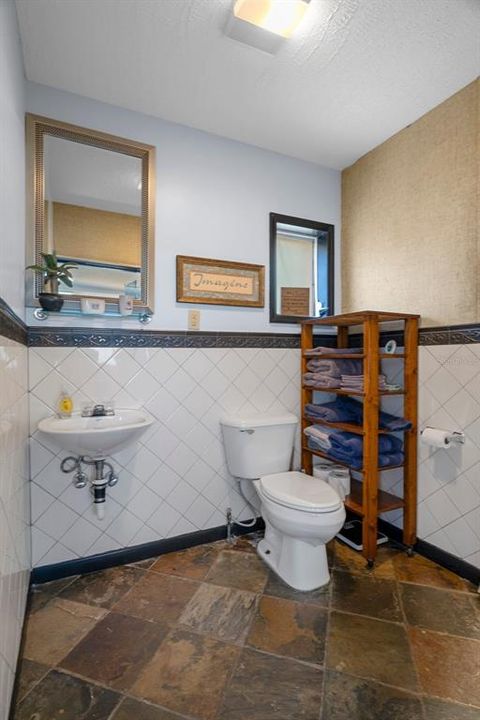 For Sale: $1,100,000 (0 beds, 0 baths, 4812 Square Feet)