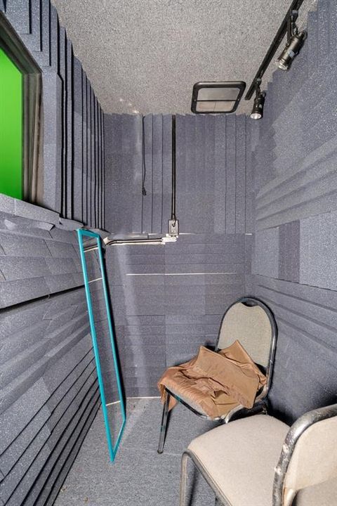 For Sale: $1,100,000 (0 beds, 0 baths, 4812 Square Feet)