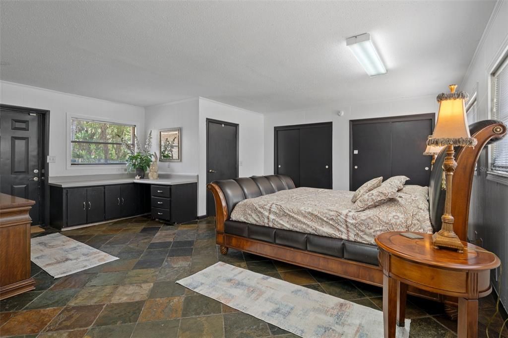 For Sale: $1,100,000 (0 beds, 0 baths, 4812 Square Feet)