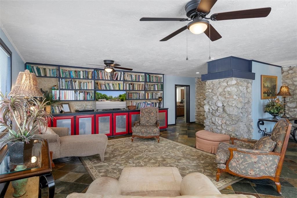 For Sale: $1,100,000 (0 beds, 0 baths, 4812 Square Feet)