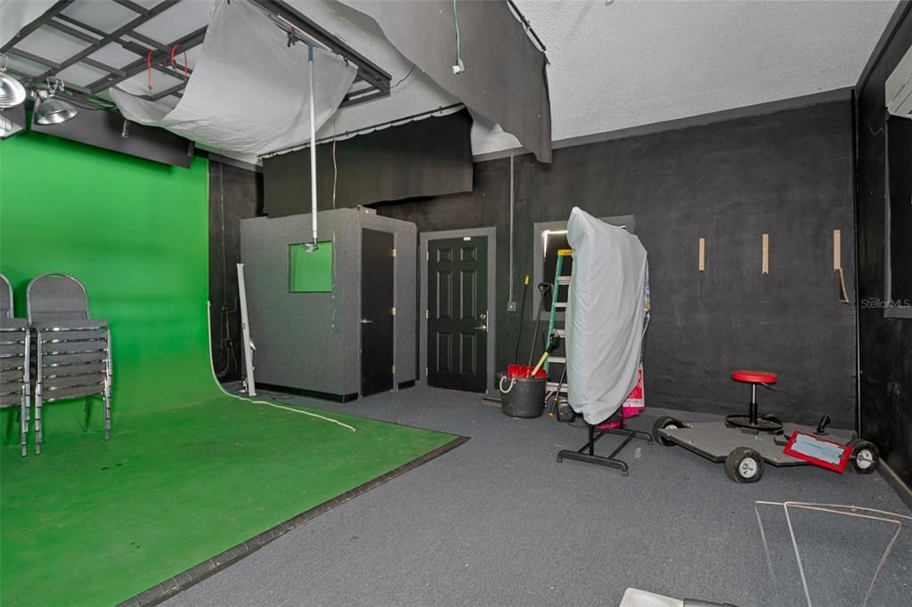 For Sale: $1,100,000 (0 beds, 0 baths, 4812 Square Feet)