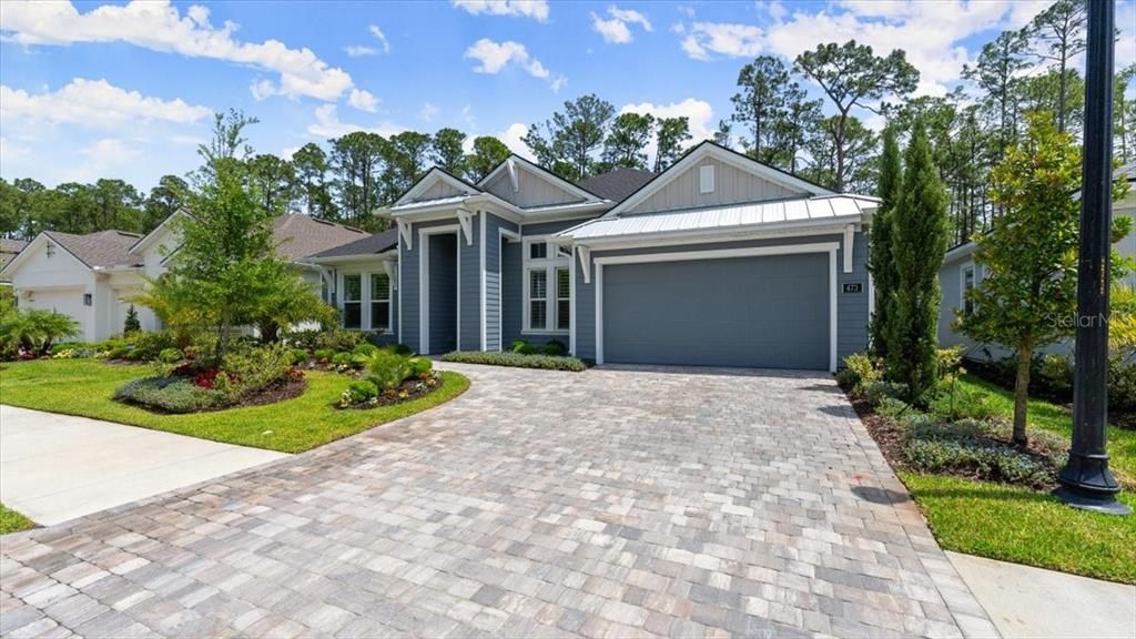 For Sale: $887,500 (4 beds, 3 baths, 2568 Square Feet)