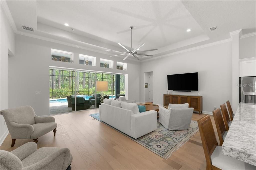 For Sale: $887,500 (4 beds, 3 baths, 2568 Square Feet)