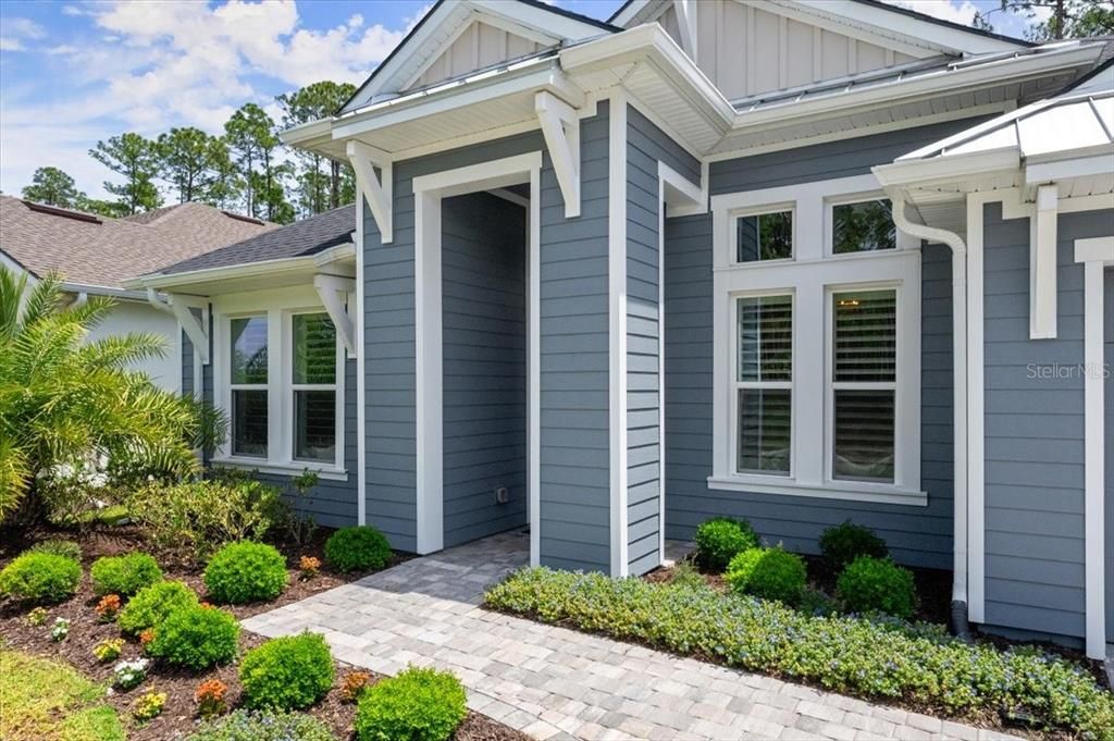 For Sale: $887,500 (4 beds, 3 baths, 2568 Square Feet)