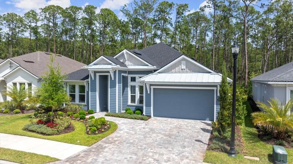 For Sale: $887,500 (4 beds, 3 baths, 2568 Square Feet)