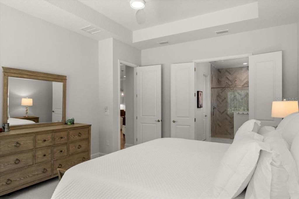 For Sale: $887,500 (4 beds, 3 baths, 2568 Square Feet)