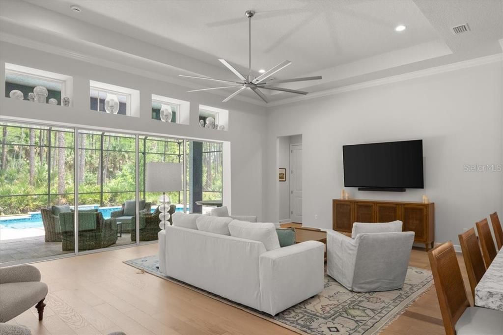 For Sale: $887,500 (4 beds, 3 baths, 2568 Square Feet)