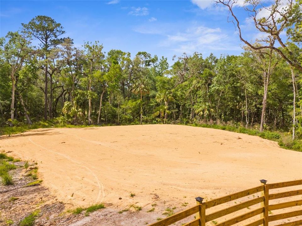 待售: $235,000 (5.20 acres)