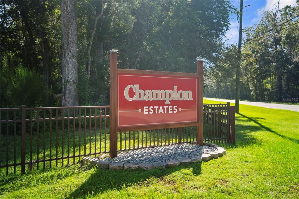 待售: $235,000 (5.20 acres)