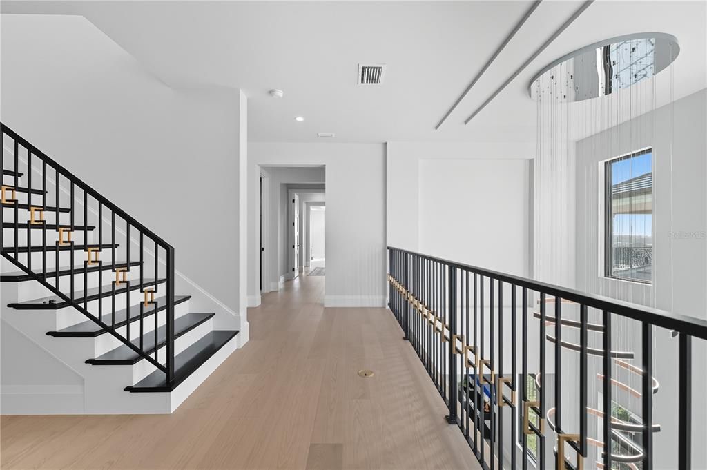 For Sale: $2,890,000 (4 beds, 5 baths, 4688 Square Feet)