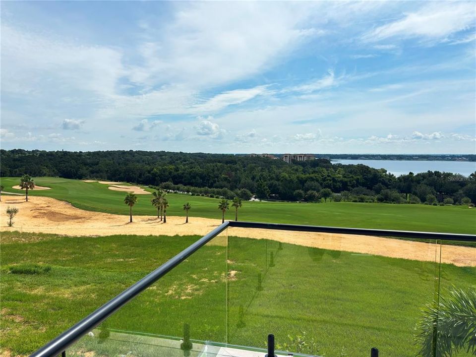 For Sale: $2,890,000 (4 beds, 5 baths, 4688 Square Feet)