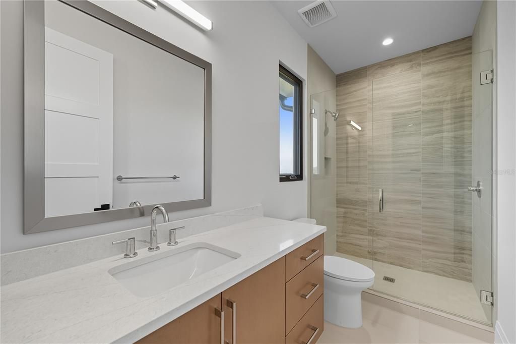 For Sale: $2,890,000 (4 beds, 5 baths, 4688 Square Feet)