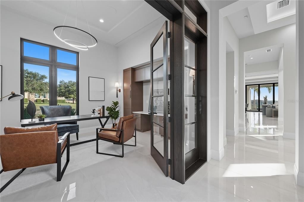 For Sale: $2,890,000 (4 beds, 5 baths, 4688 Square Feet)