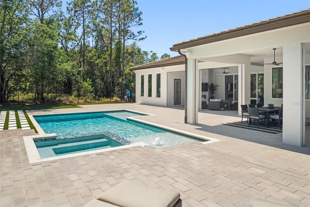 For Sale: $3,389,000 (5 beds, 5 baths, 4518 Square Feet)