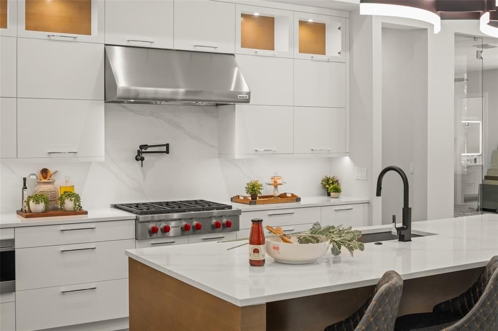 For Sale: $3,389,000 (5 beds, 5 baths, 4518 Square Feet)