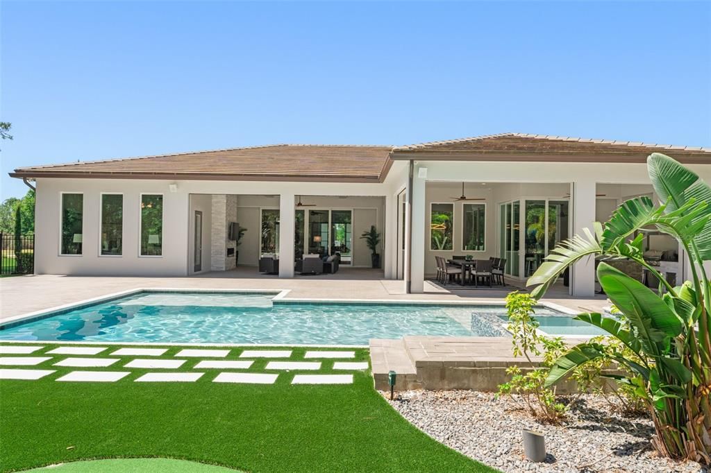 For Sale: $3,389,000 (5 beds, 5 baths, 4518 Square Feet)