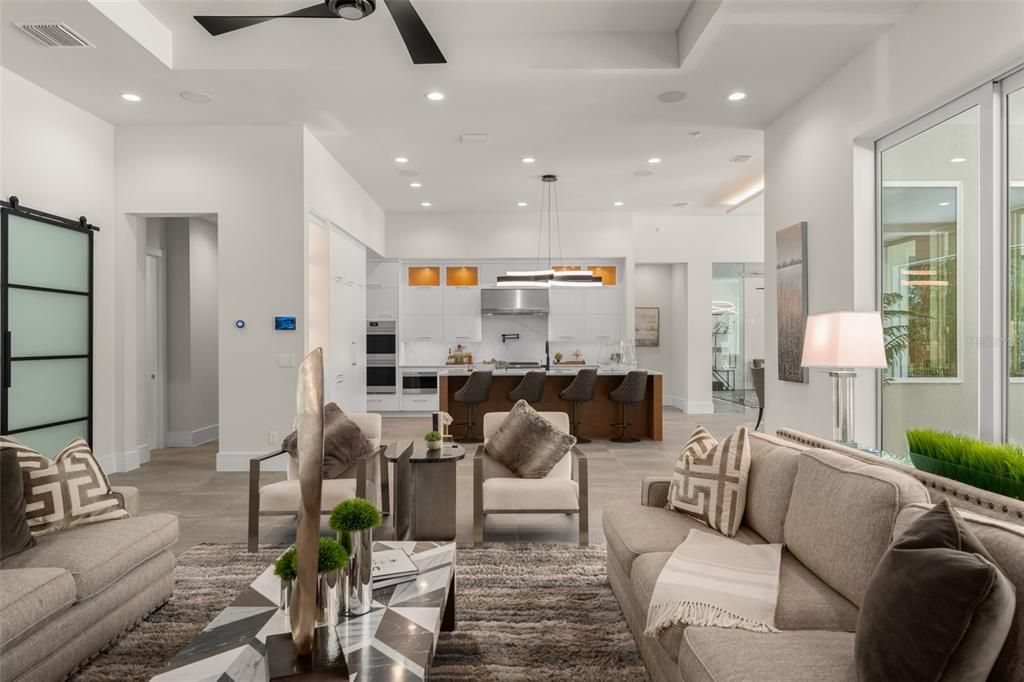 For Sale: $3,389,000 (5 beds, 5 baths, 4518 Square Feet)