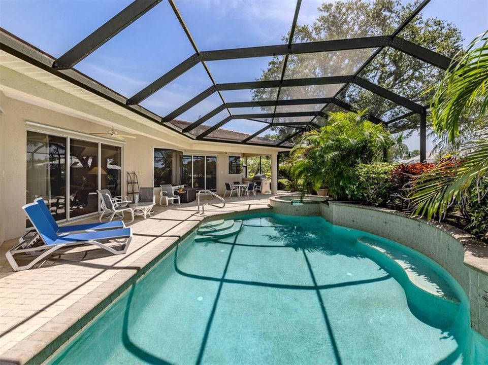 For Sale: $825,000 (3 beds, 3 baths, 2992 Square Feet)