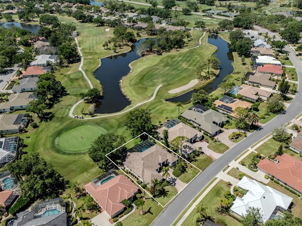 For Sale: $825,000 (3 beds, 3 baths, 2992 Square Feet)