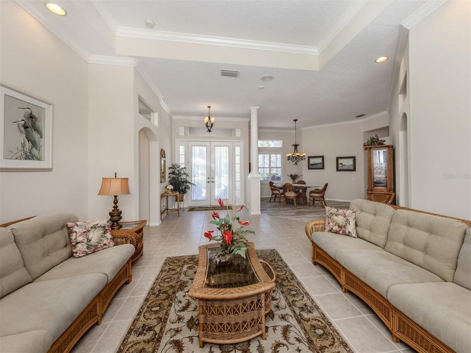 For Sale: $825,000 (3 beds, 3 baths, 2992 Square Feet)