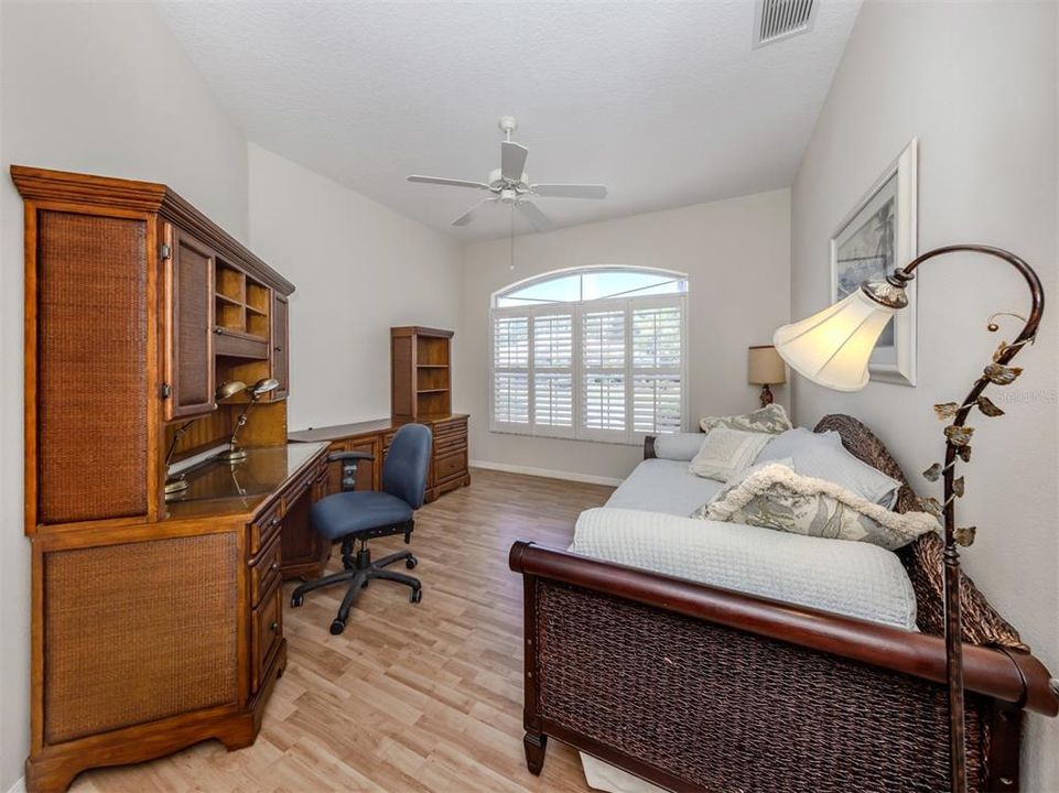 For Sale: $825,000 (3 beds, 3 baths, 2992 Square Feet)