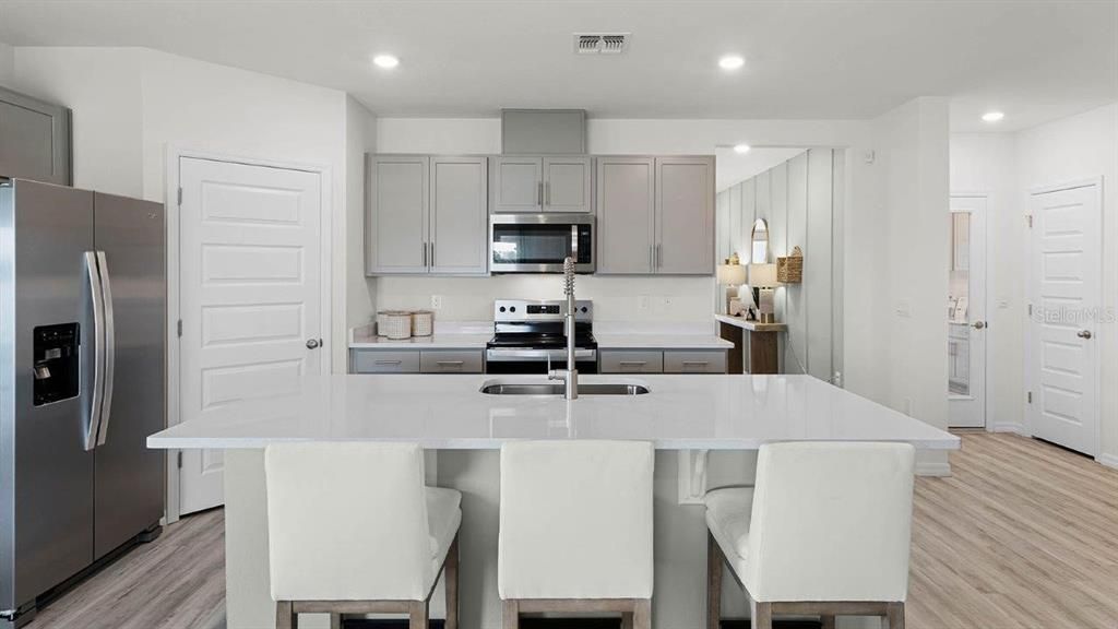 Active With Contract: $344,490 (5 beds, 3 baths, 2011 Square Feet)
