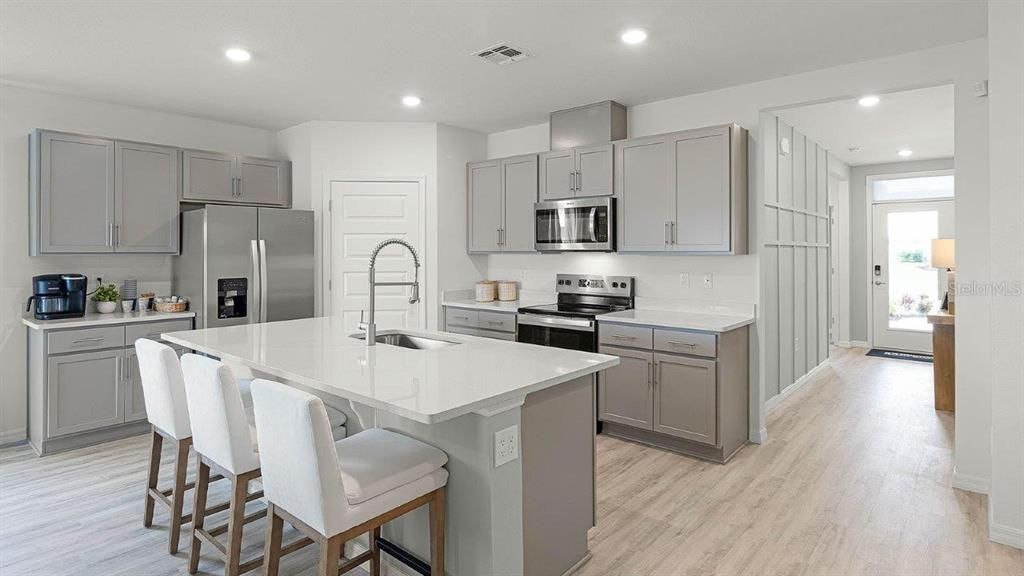 Active With Contract: $344,490 (5 beds, 3 baths, 2011 Square Feet)