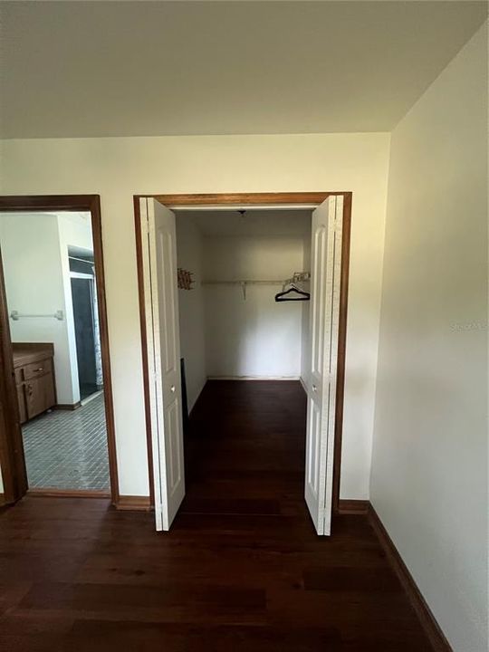 For Rent: $1,700 (2 beds, 2 baths, 1424 Square Feet)