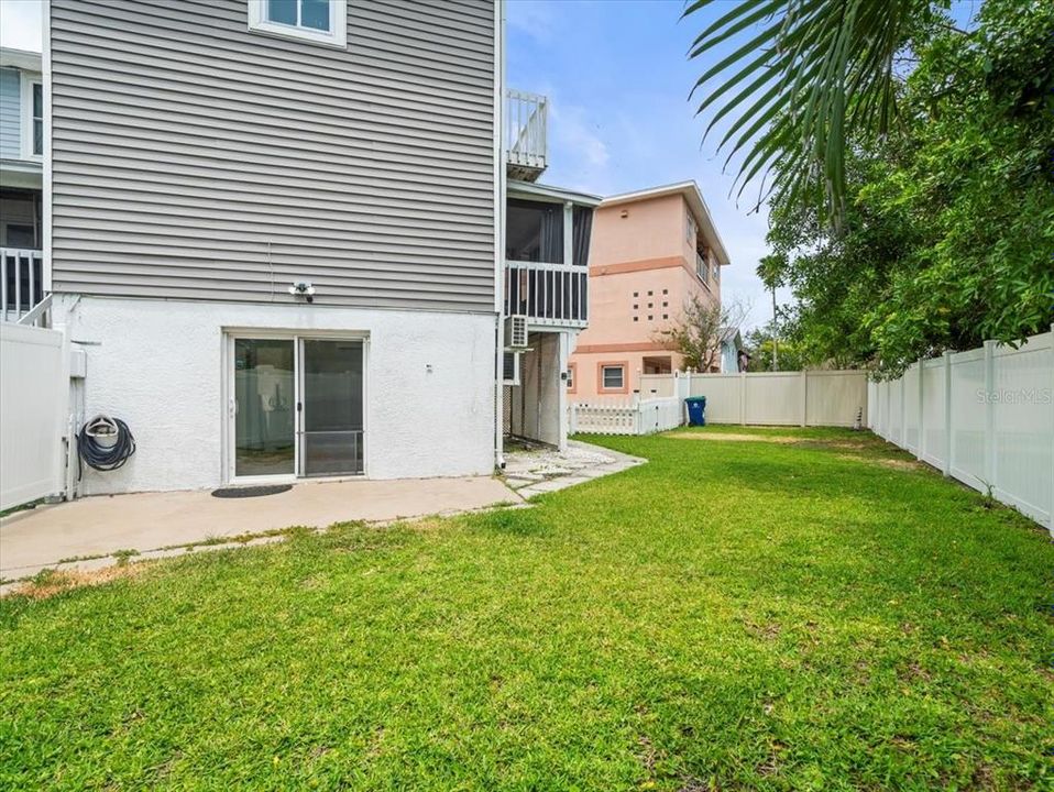 En Venta: $550,000 (2 camas, 2 baños, 1210 Pies cuadrados)