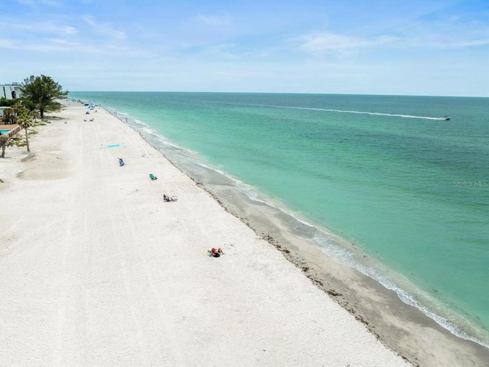 En Venta: $550,000 (2 camas, 2 baños, 1210 Pies cuadrados)