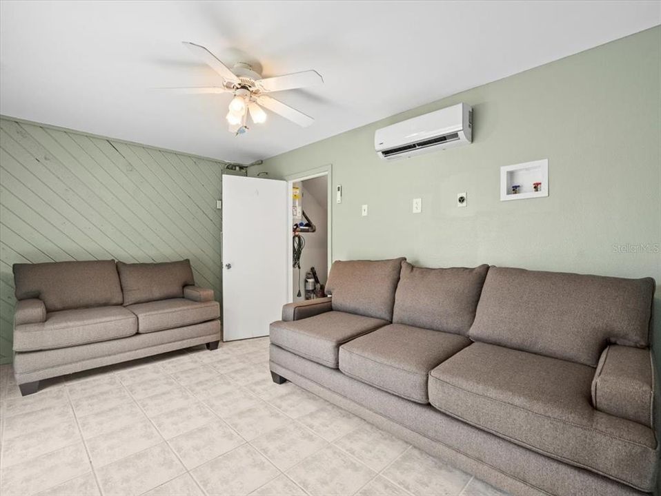 En Venta: $550,000 (2 camas, 2 baños, 1210 Pies cuadrados)