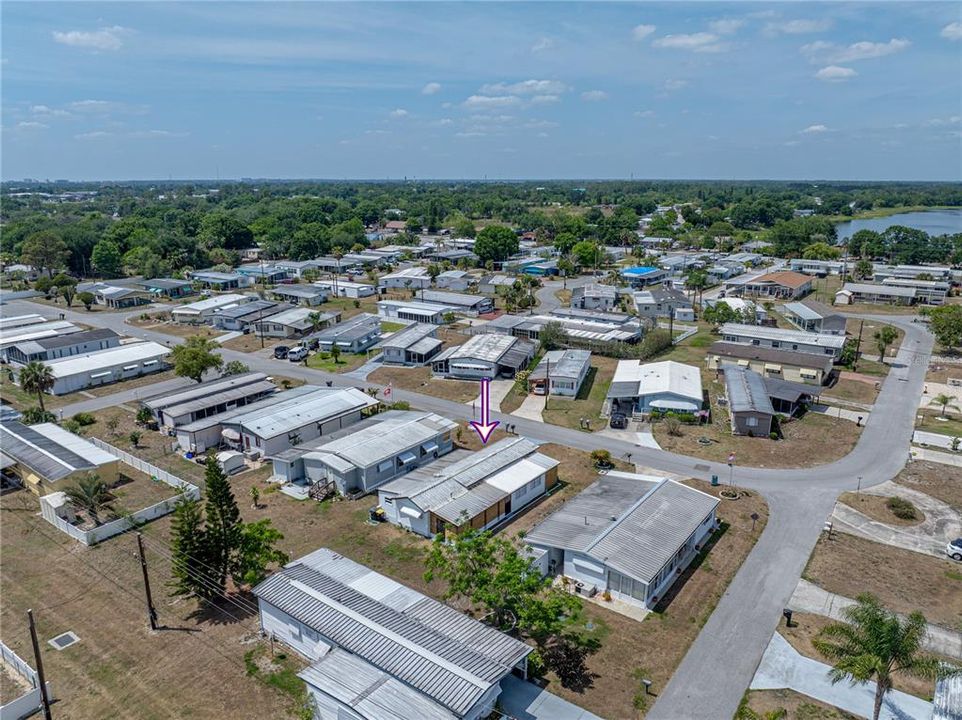 For Sale: $69,922 (2 beds, 2 baths, 865 Square Feet)