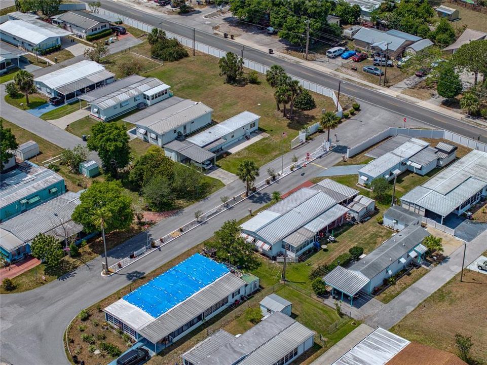 For Sale: $69,922 (2 beds, 2 baths, 865 Square Feet)