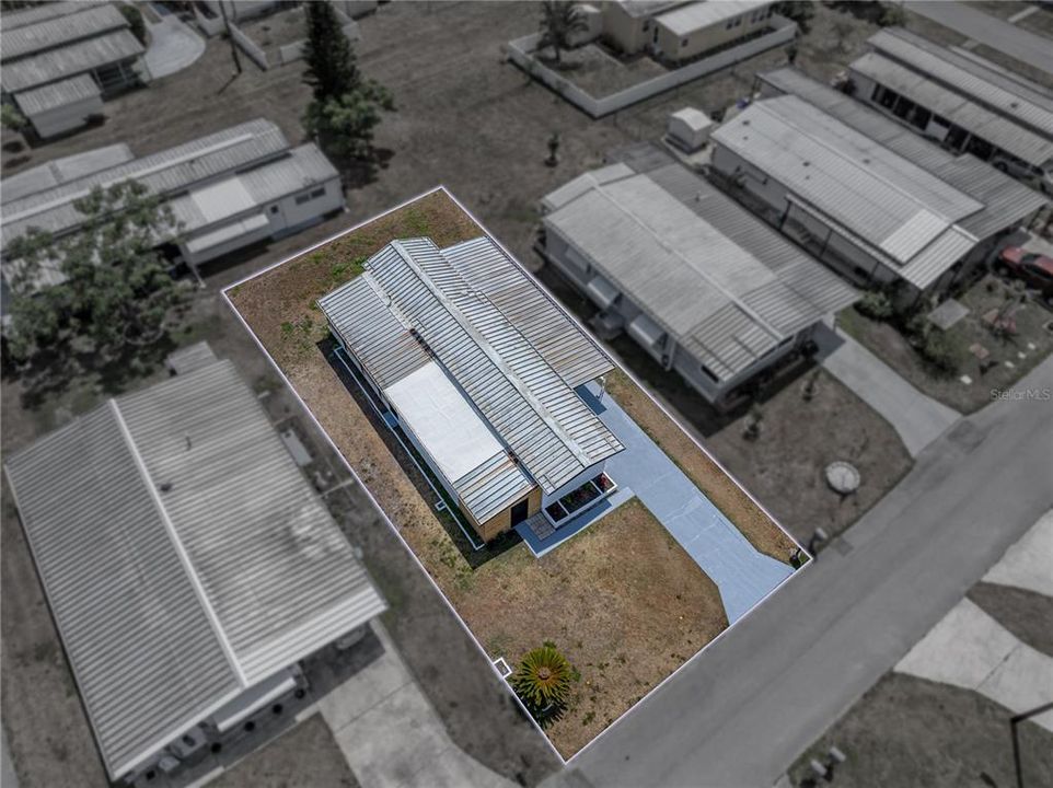 For Sale: $69,922 (2 beds, 2 baths, 865 Square Feet)