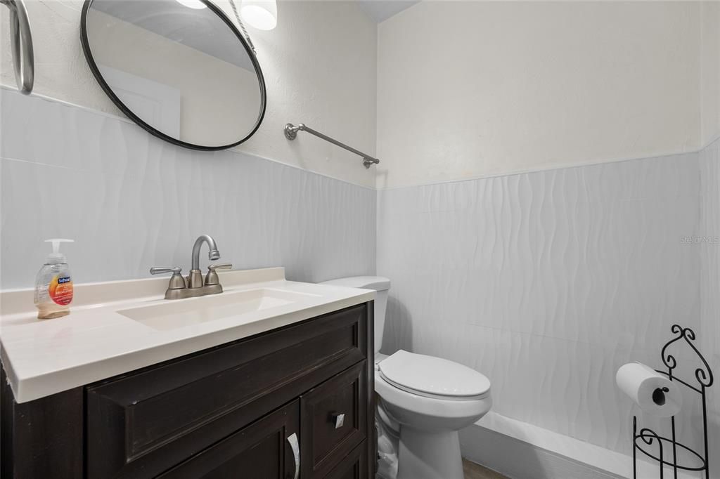 合同活跃: $169,000 (3 贝兹, 2 浴室, 1500 平方英尺)