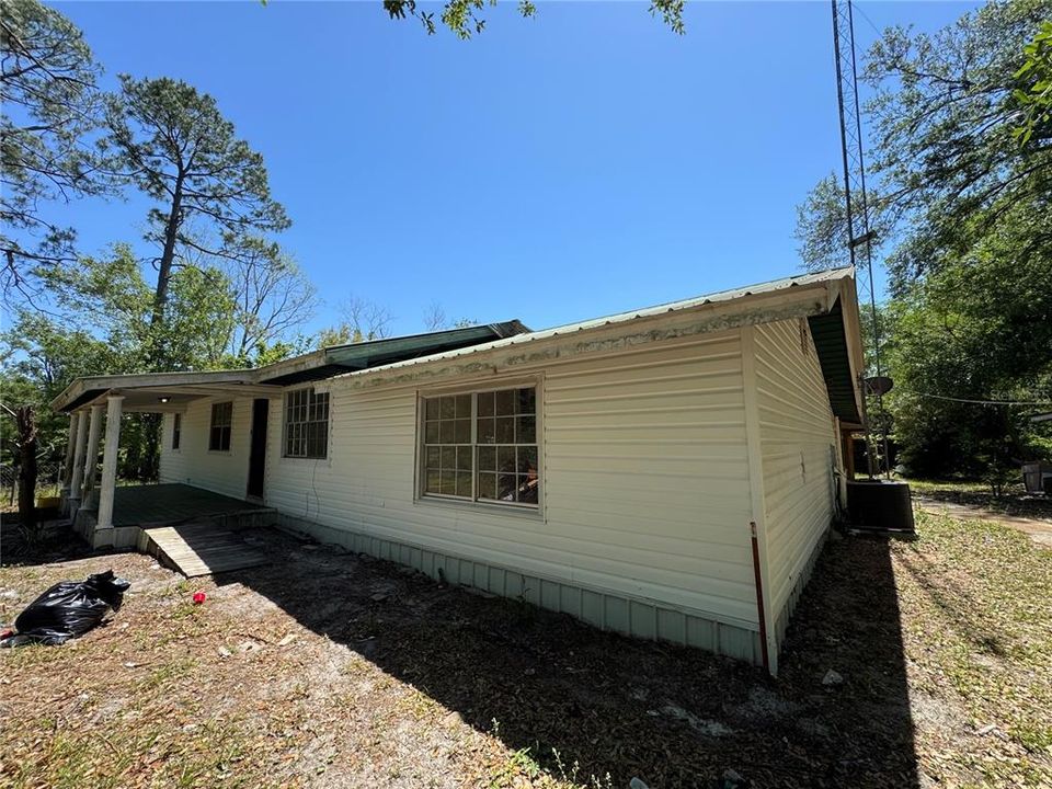 На продажу: $329,000 (5 спален, 4 ванн, 1992 Квадратных фут)