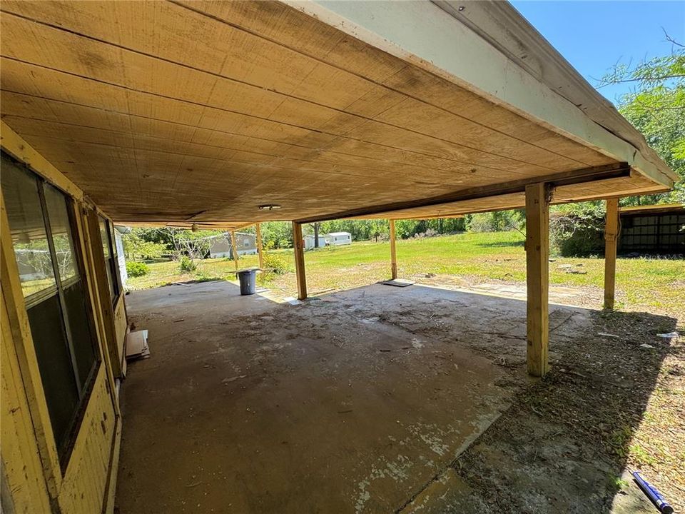 На продажу: $329,000 (5 спален, 4 ванн, 1992 Квадратных фут)