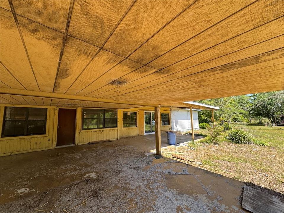 На продажу: $329,000 (5 спален, 4 ванн, 1992 Квадратных фут)