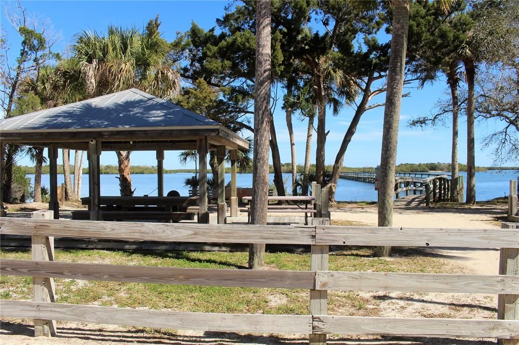 Active With Contract: $205,000 (2 beds, 2 baths, 1155 Square Feet)