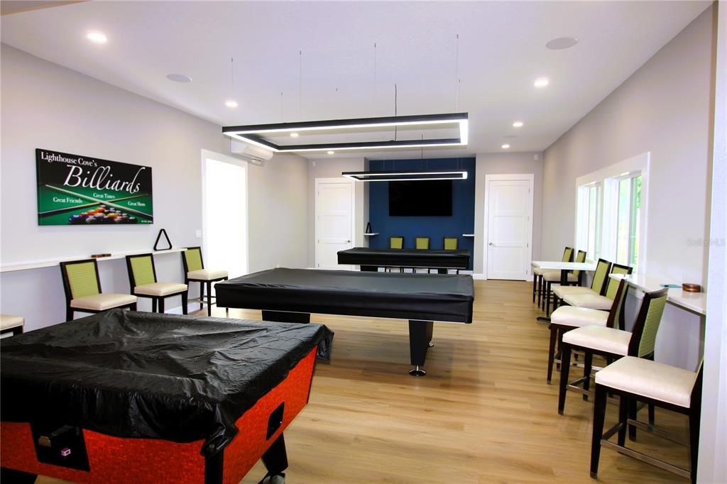 Active With Contract: $205,000 (2 beds, 2 baths, 1155 Square Feet)