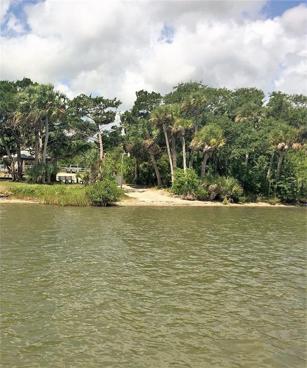 Active With Contract: $205,000 (2 beds, 2 baths, 1155 Square Feet)