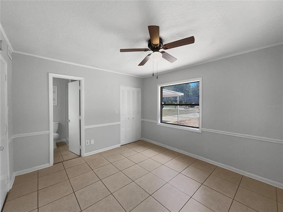 Active With Contract: $280,000 (2 beds, 3 baths, 1307 Square Feet)