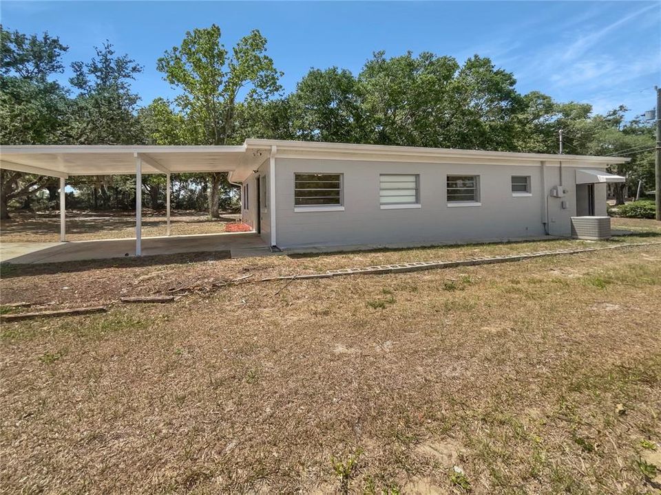 Active With Contract: $280,000 (2 beds, 3 baths, 1307 Square Feet)