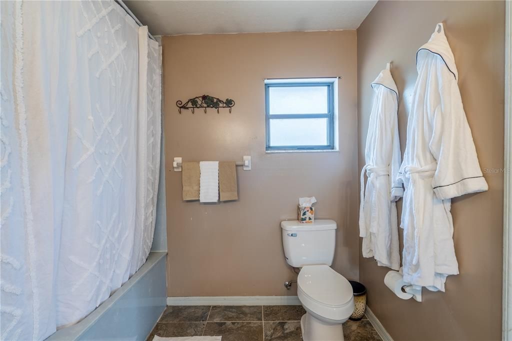 待售: $769,000 (3 贝兹, 2 浴室, 2316 平方英尺)