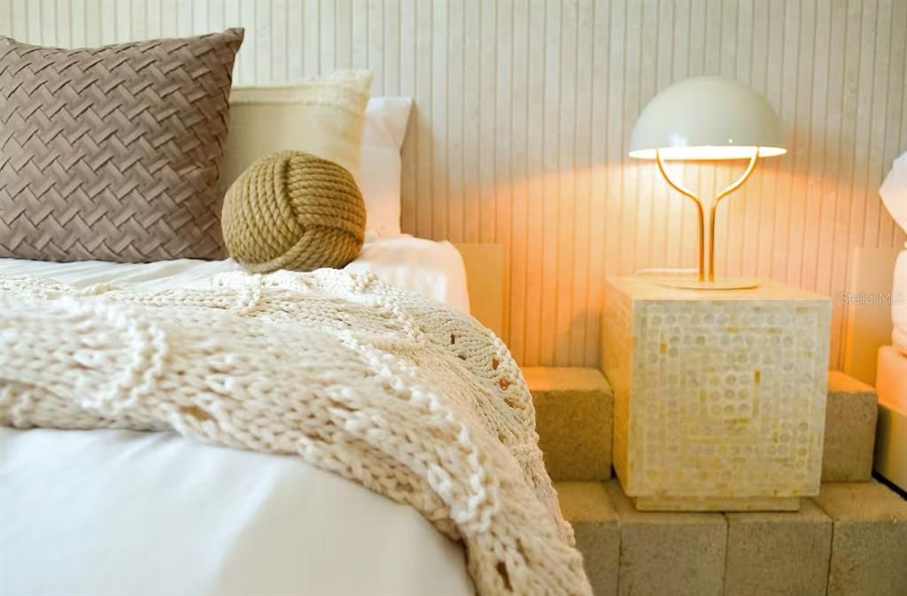 Под контрактом: $339,000 (1 спален, 1 ванн, 486 Квадратных фут)