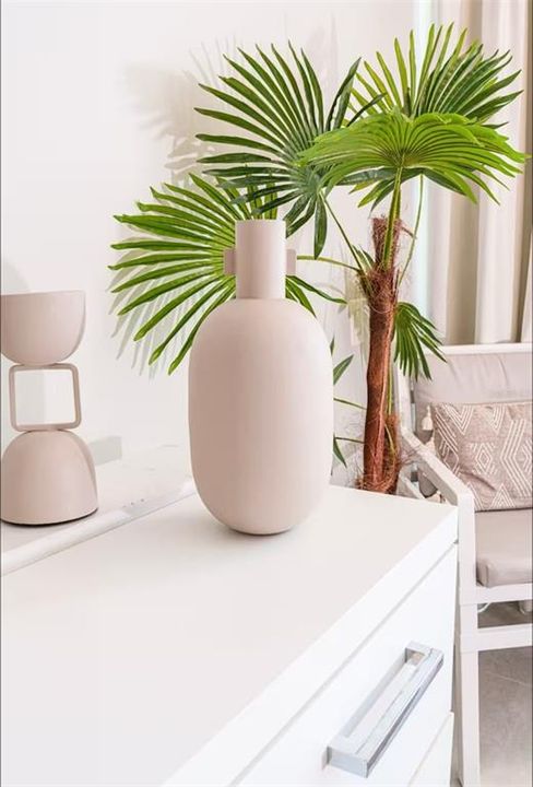 Под контрактом: $339,000 (1 спален, 1 ванн, 486 Квадратных фут)