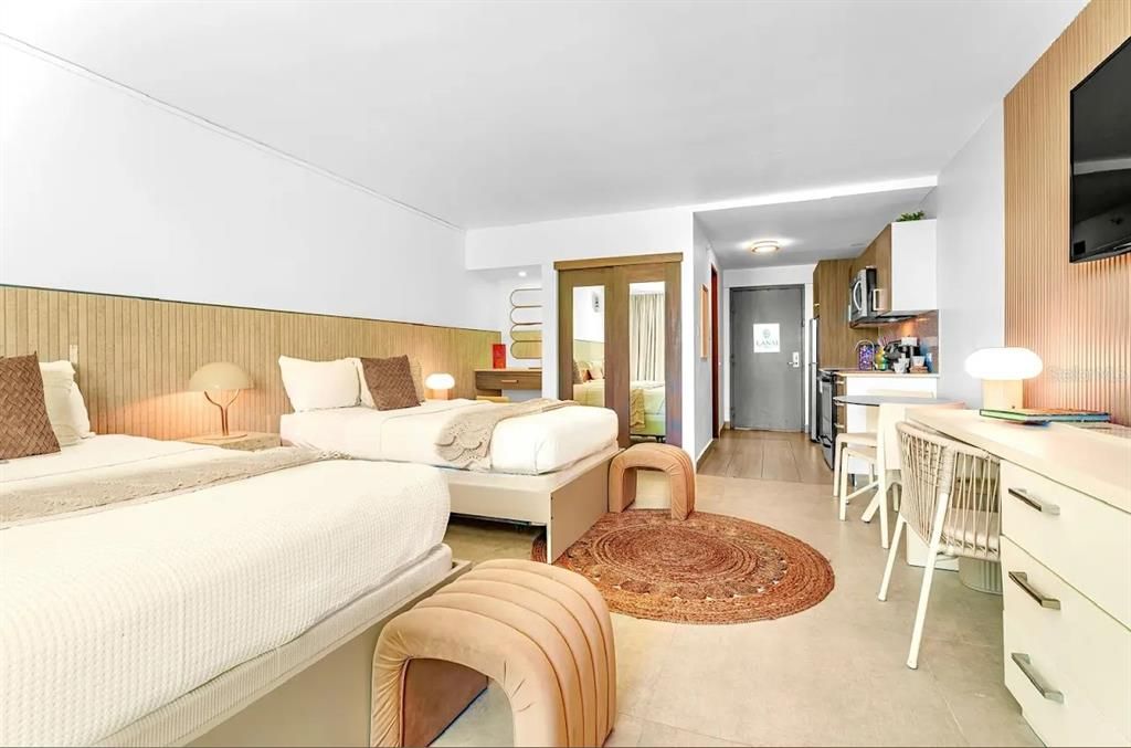 Под контрактом: $339,000 (1 спален, 1 ванн, 486 Квадратных фут)